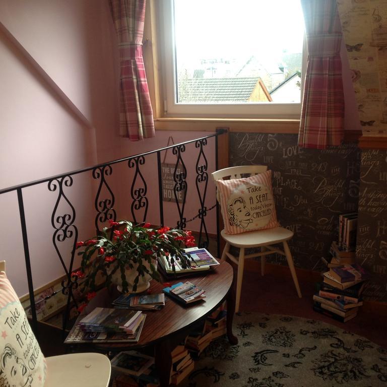 アビーモア ダンローミン ベッド＆ブレックファースト Bed & Breakfast エクステリア 写真